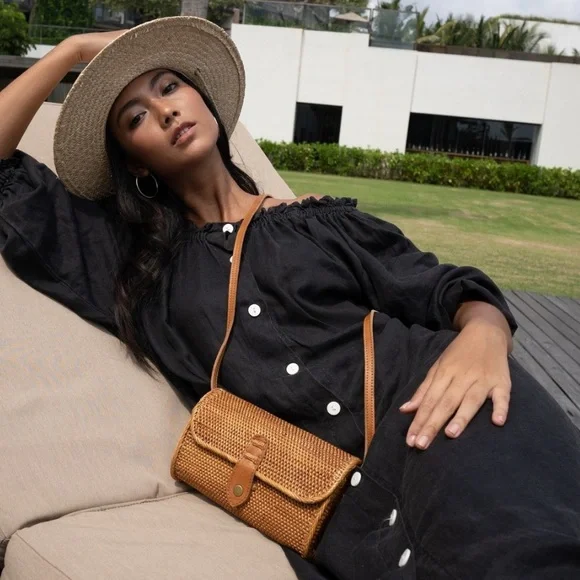 Bohemian Rattan Bag - Picture 3 of 11